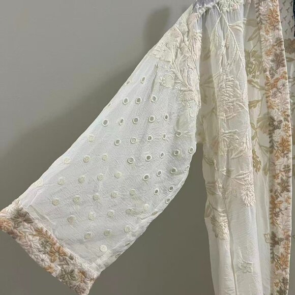 NWOT Johnny Was Kimono Embroidered Floral Jacket Coat Cream Ivory Size S - Picture 5 of 16